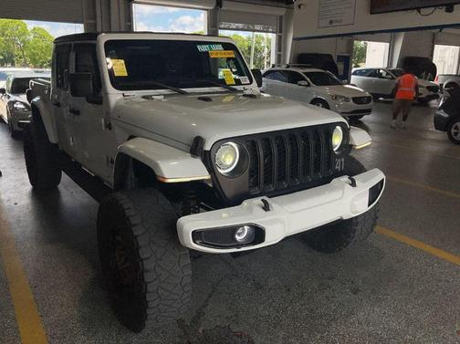 Bright White Clearcoat 2020 Jeep Gladiator Sport S