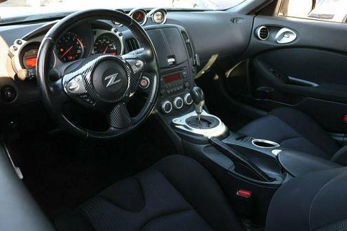 2016 Nissan 370Z Sport