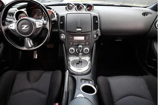 2016 Nissan 370Z Sport