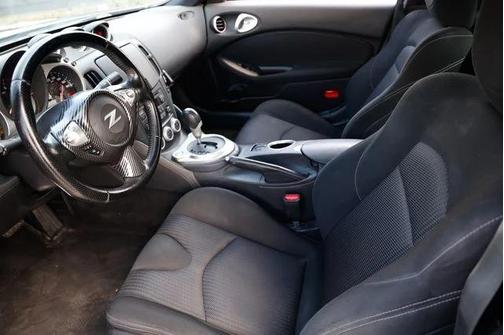 2016 Nissan 370Z Sport