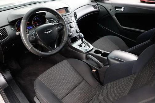 2011 Hyundai Genesis Coupe 2.0T