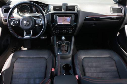 Cardinal Red Metallic 2017 Volkswagen Jetta GLI