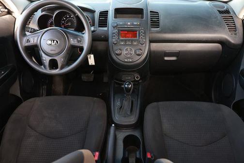 2013 Kia Soul Base