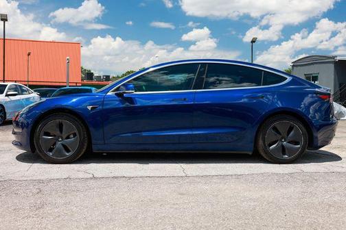 Deep Blue Metallic 2020 Tesla Model 3 Standard Range Plus