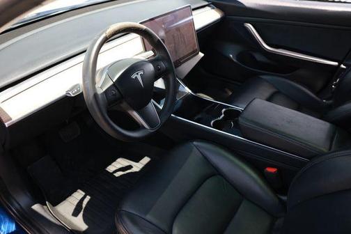 Deep Blue Metallic 2020 Tesla Model 3 Standard Range Plus