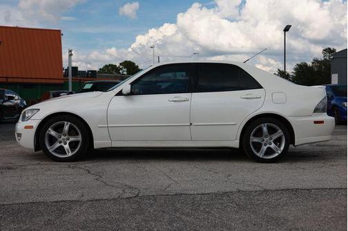 Crystal White 2005 Lexus IS 300 SportCross