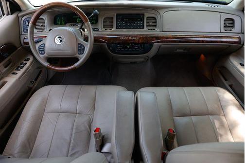 2004 Mercury Grand Marquis 4dr Sedan LS Ultimate