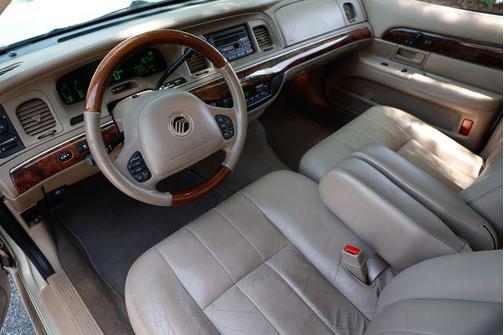 2004 Mercury Grand Marquis 4dr Sedan LS Ultimate