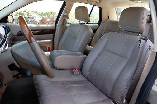 2004 Mercury Grand Marquis 4dr Sedan LS Ultimate