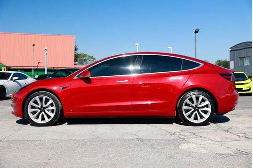 2018 Tesla Model 3 Mid Range