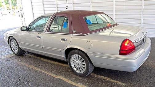 2010 Mercury Grand Marquis 4dr Sedan LS
