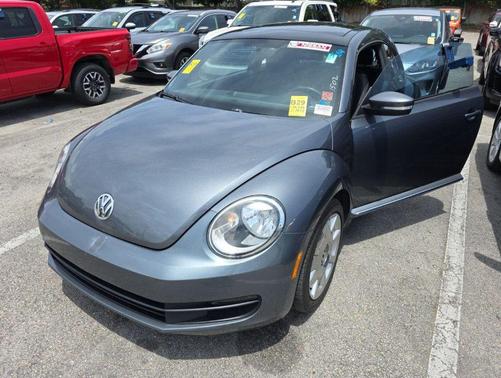 Platinum Gray Metallic 2012 Volkswagen Beetle 2.5L