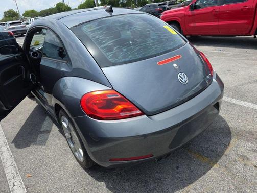 Platinum Gray Metallic 2012 Volkswagen Beetle 2.5L