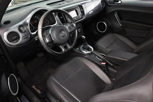 Platinum Gray Metallic 2012 Volkswagen Beetle 2.5L