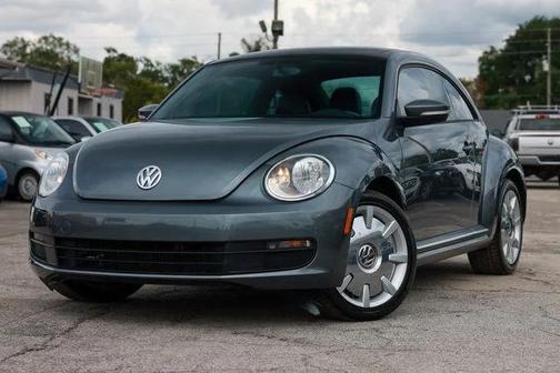 Platinum Gray Metallic 2012 Volkswagen Beetle 2.5L