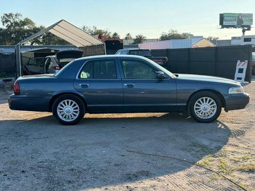 2009 Mercury Grand Marquis LS