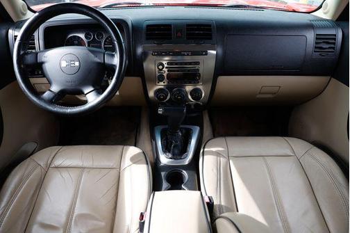 2006 Hummer H3 Base