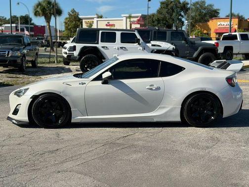 2013 Scion FR-S Base
