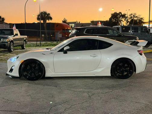 2013 Scion FR-S Base