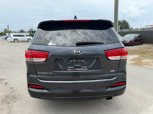 2018 Kia Sorento LX