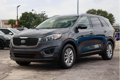 2018 Kia Sorento LX
