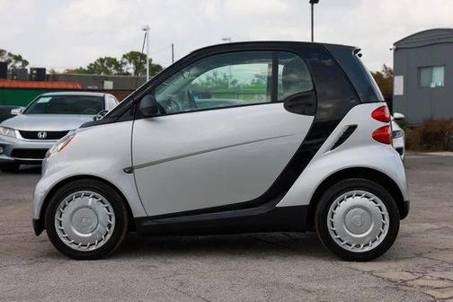 Silver Metallic 2012 smart ForTwo pure