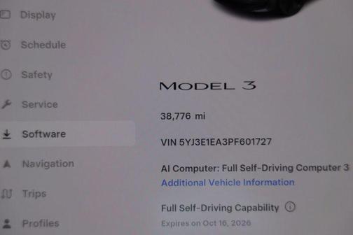 Midnight Silver Metallic 2023 Tesla Model 3 Standard Range