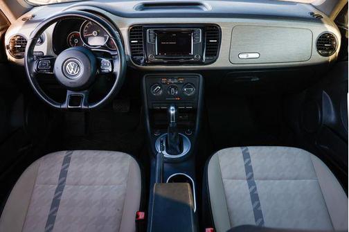 2018 Volkswagen Beetle 2.0T S