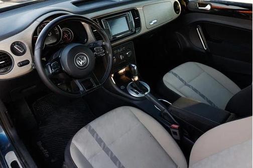 2018 Volkswagen Beetle 2.0T S