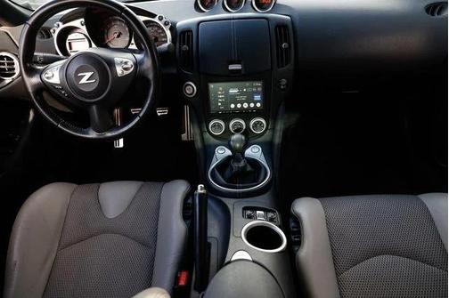 2010 Nissan 370Z Touring