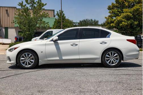 2014 INFINITI Q50 Premium