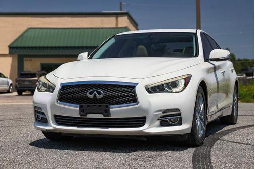 2014 INFINITI Q50 Premium