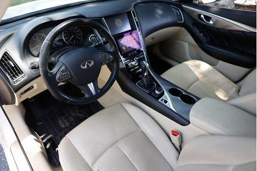 2014 INFINITI Q50 Premium
