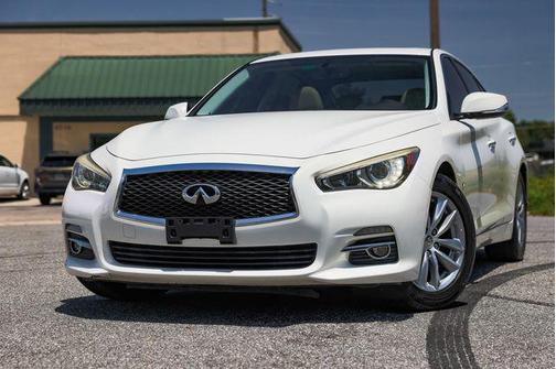 2014 INFINITI Q50 Premium