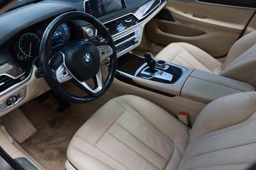 Arctic Gray Metallic 2018 BMW 740 740i