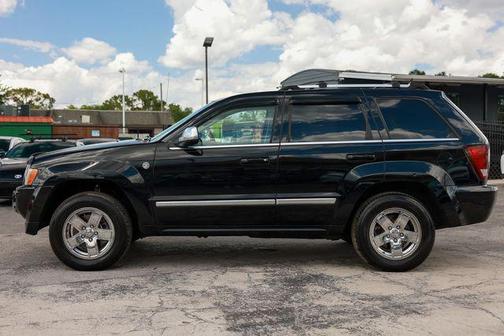 Black 2006 Jeep Grand Cherokee Overland