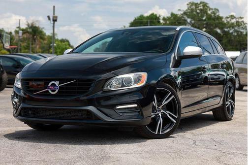 Black Stone 2017 Volvo V60 T6 R-Design Platinum