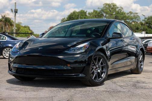 Solid Black 2022 Tesla Model 3 Standard Range