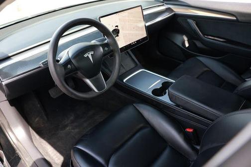 Solid Black 2022 Tesla Model 3 Standard Range