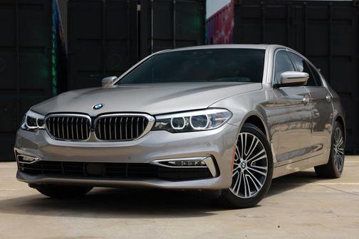 Champagne Quartz Metallic 2018 BMW 540 540i
