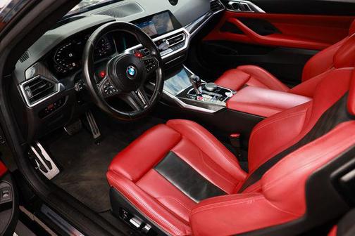 Black Sapphire Metallic 2021 BMW M4 Competition