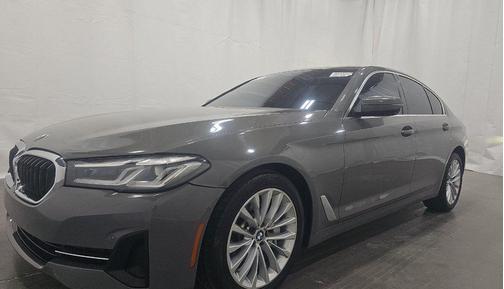 2021 BMW 530 530i