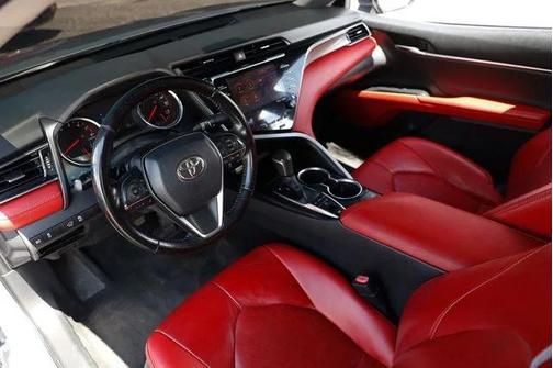 Celestial Silver Metallic 2019 Toyota Camry XSE