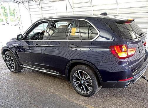 Imperial Blue Metallic 2015 BMW X5 xDrive35d