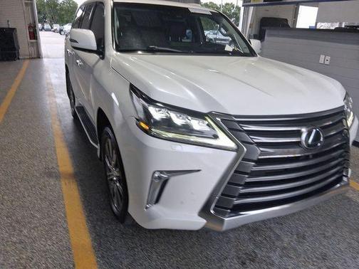 Starfire Pearl 2017 Lexus LX 570 Base