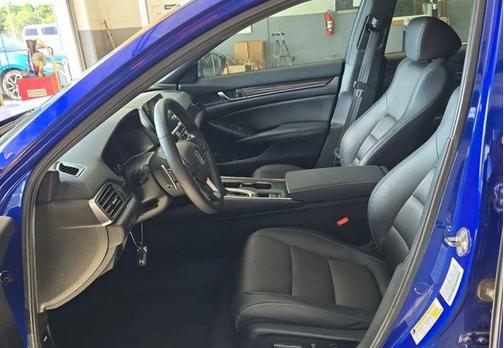 Obsidian Blue Pearl 2019 Honda Accord Sport