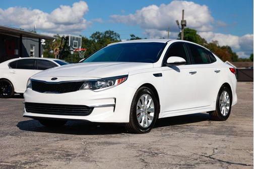 2018 Kia Optima LX