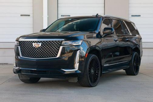 2023 Cadillac Escalade ESV Luxury