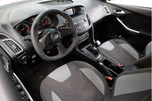 2018 Ford Focus ST Base