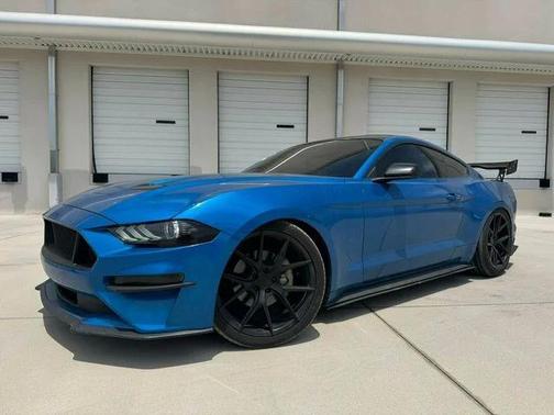 2020 Ford Mustang EcoBoost